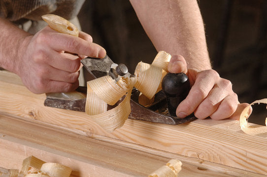 What does a wood planer do? 
