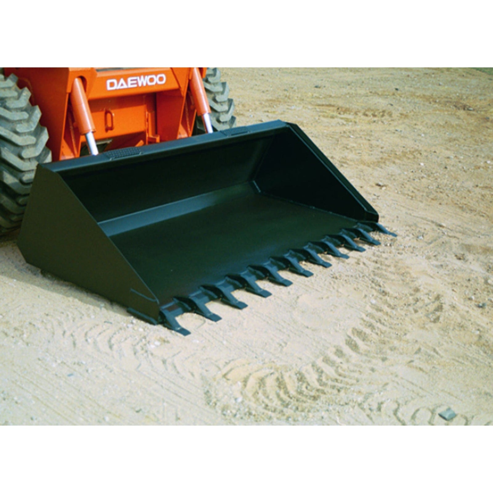 Star Industries Heavy Duty Skid Steer Bucket