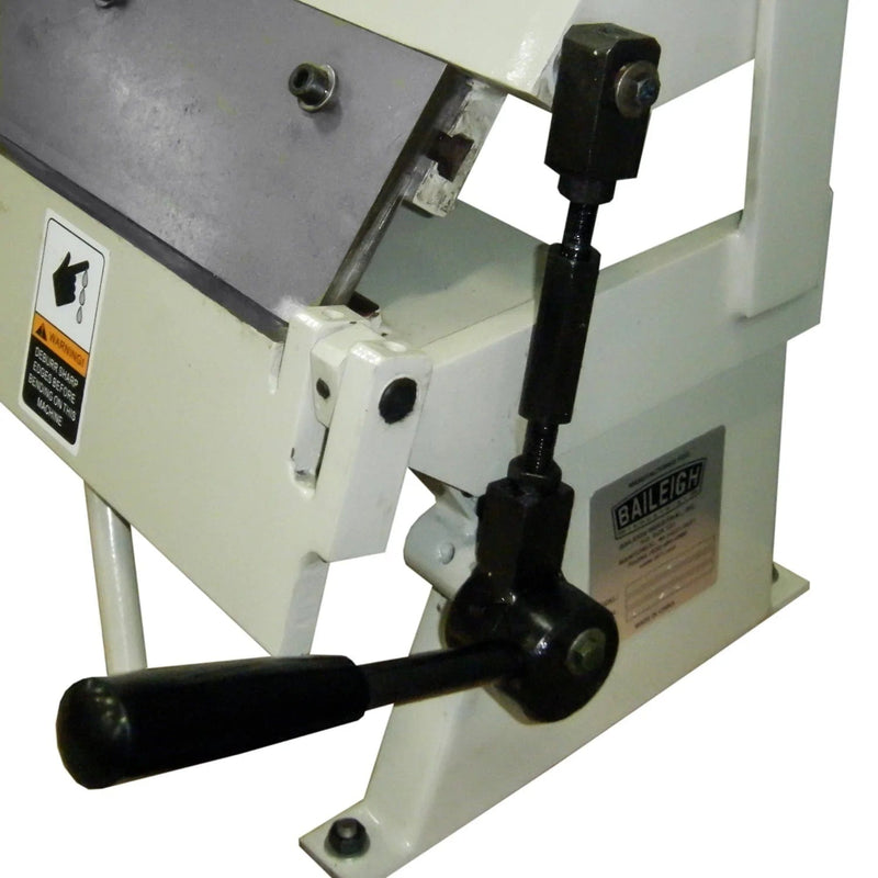 Baileigh BB-4816E; Manually Operated Box and Pan (Finger) Brake, 4' Length, 16 Gauge Mild Steel Capacity BI-1000475